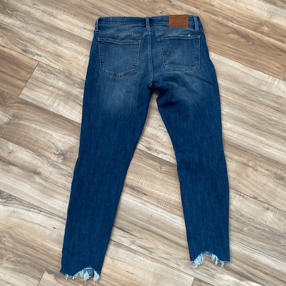 Lucky Brand Jeans - Picture 7 of 9